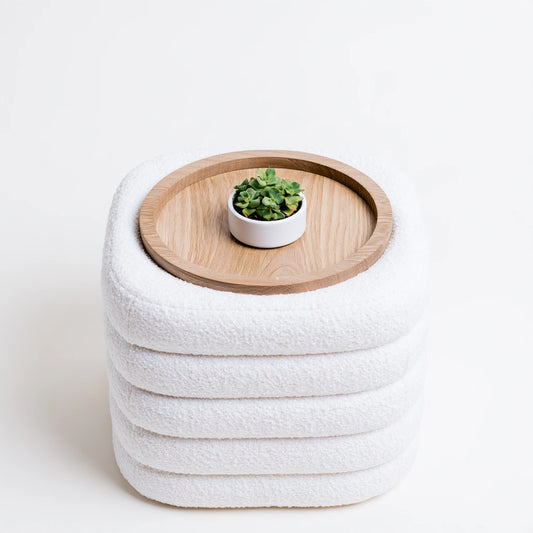 Compacte kruk met bouclé bekleding, kleur wit