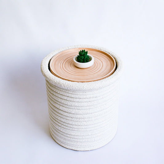 Compacte kruk met bouclé bekleding, kleur wit